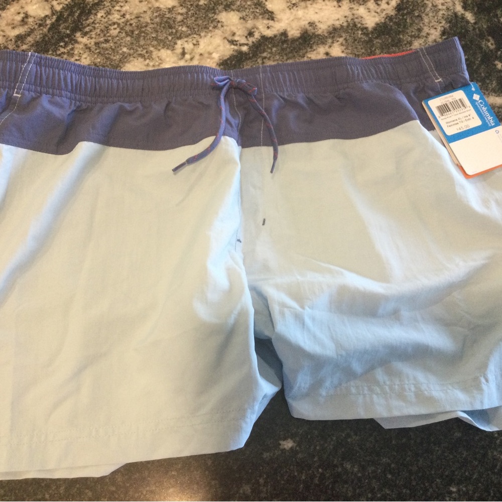 Women’s Columbia Shorts